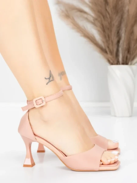 Karcsú sarkú női szandál 5GZ90 Rózsaszín | Mei » MeiMall.hu