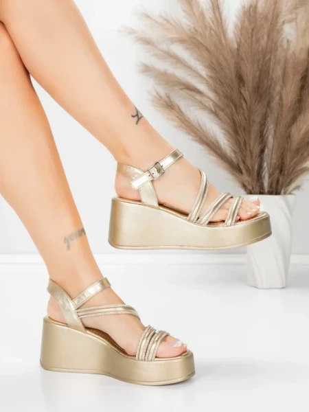 Női platform szandál 5H78 Arany | Mei » MeiMall.hu