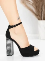 Vastag sarkú szandál és platform 5KV71 Fekete | Mei » MeiMall.hu