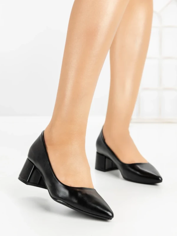 Pantofi cu Toc Gros 8125 BLACK | CM