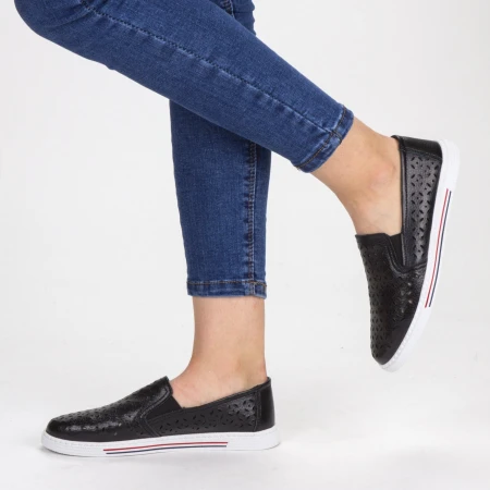 Női alkalmi cipő WKH4101 Fekete (K44) X-Mmm