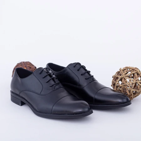 Elegáns férfi cipő 1G1101 Fekete (B13) Clowse