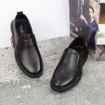 Elegáns férfi cipő W2300 Fekete (D35) Mels